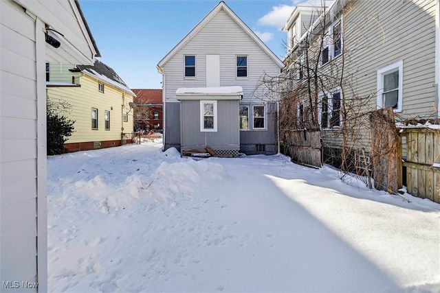 4002 Ardmore Avenue, Cleveland, OH 44109