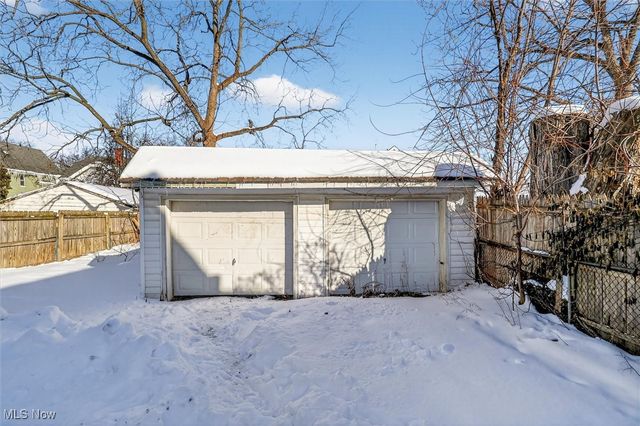 4002 Ardmore Avenue, Cleveland, OH 44109