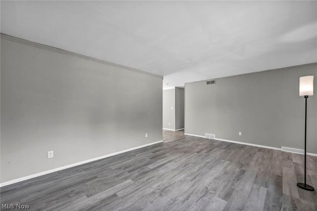 1543 Lindakay Drive, Akron, OH 44312