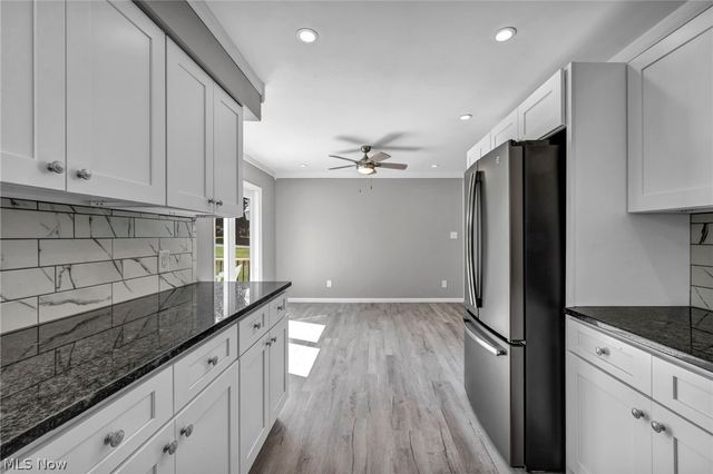 1543 Lindakay Drive, Akron, OH 44312