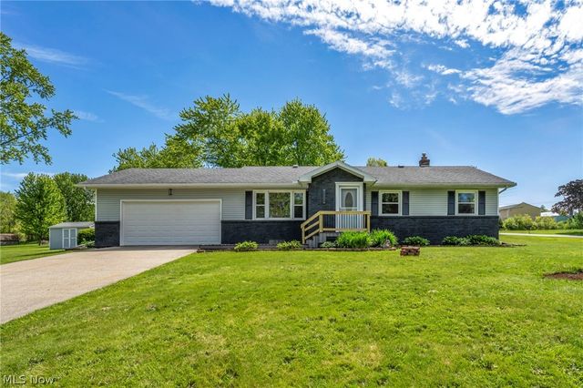 1543 Lindakay Drive, Akron, OH 44312