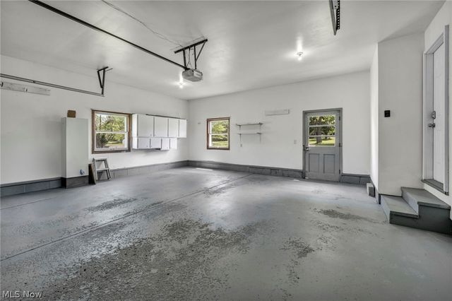 1543 Lindakay Drive, Akron, OH 44312