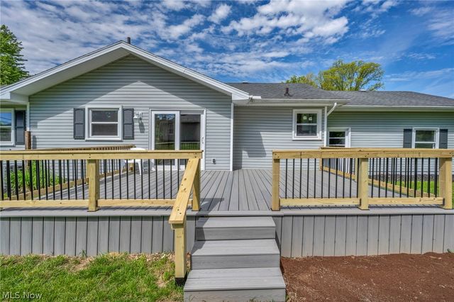 1543 Lindakay Drive, Akron, OH 44312