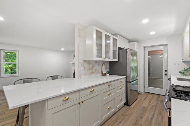 5400 Bauers DRIVE, West Bend, WI 53095