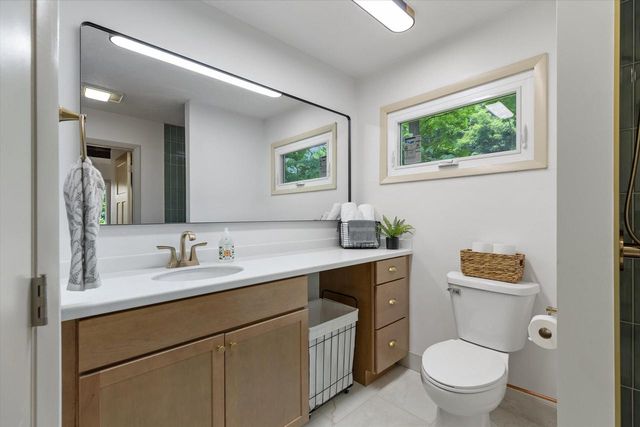 5400 Bauers DRIVE, West Bend, WI 53095