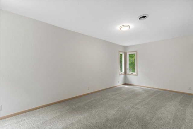 5400 Bauers DRIVE, West Bend, WI 53095