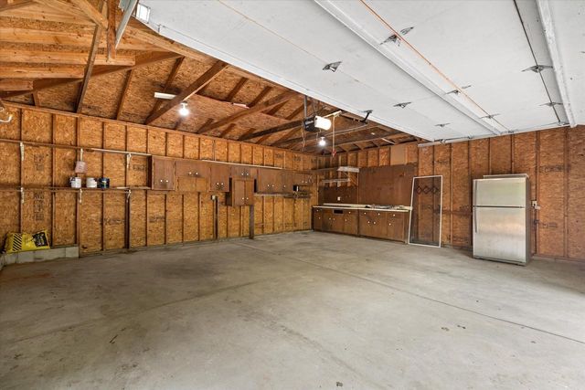 5400 Bauers DRIVE, West Bend, WI 53095