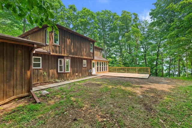 5400 Bauers DRIVE, West Bend, WI 53095