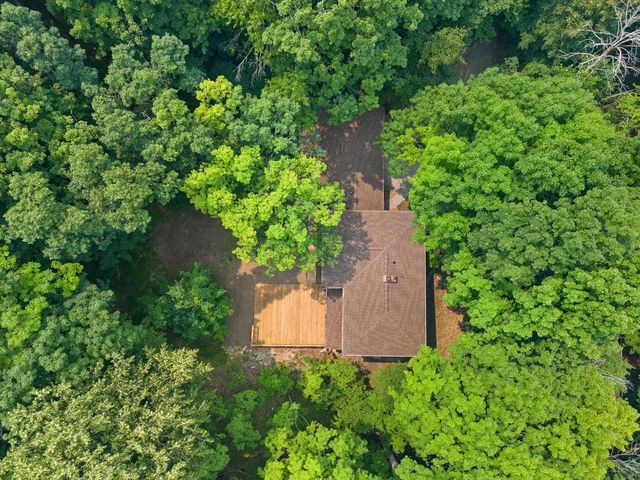 5400 Bauers DRIVE, West Bend, WI 53095