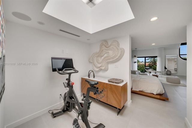 10659 NE Quaybridge Ct C5, Miami, FL 33138