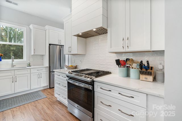 1410 Jennings Street, Charlotte, NC 28216