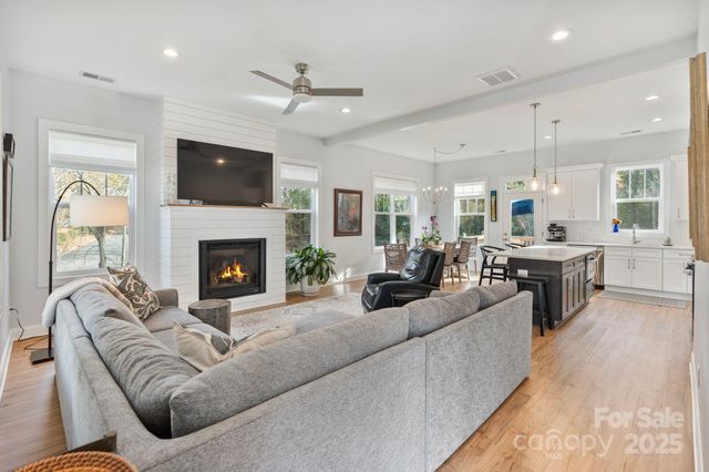 1410 Jennings Street, Charlotte, NC 28216