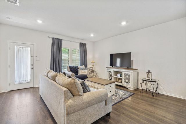 3224 Glazner Drive, Mesquite, TX 75126