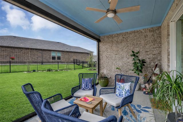 10095 Lehman Drive, Willis, TX 77318