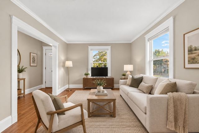 153 Bright St. 1, Waltham, MA 02453