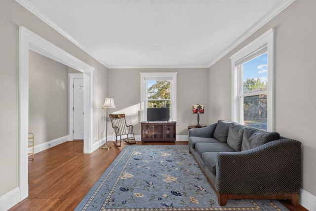 153 Bright St. 1, Waltham, MA 02453