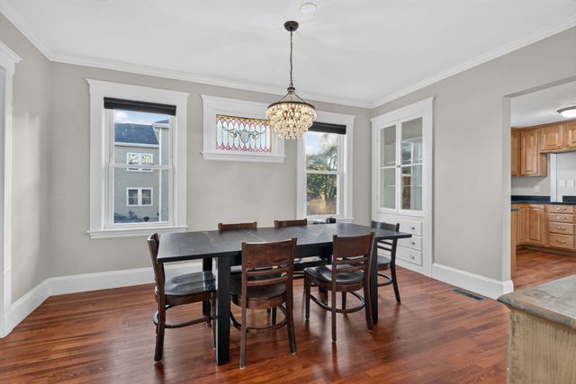 153 Bright St. 1, Waltham, MA 02453