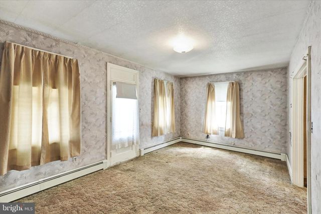 77 W WESNER RD, Blandon, PA 19510