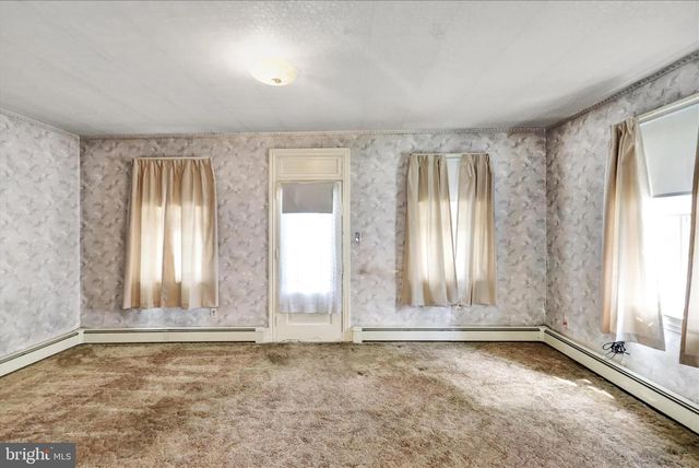 77 W WESNER RD, Blandon, PA 19510