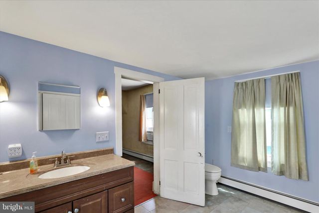 77 W WESNER RD, Blandon, PA 19510