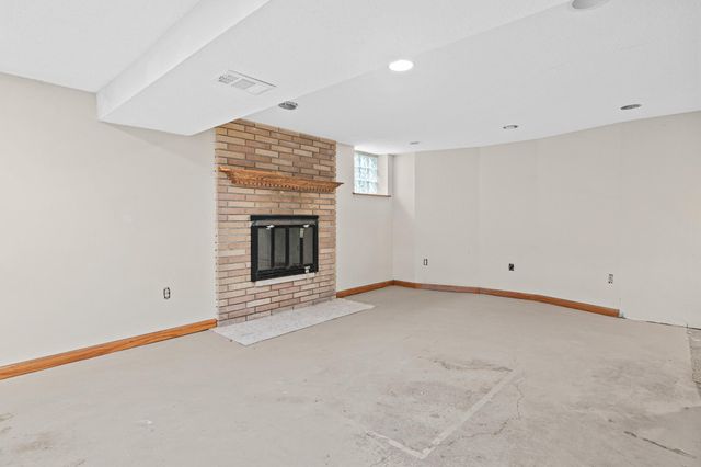 51 Luella Street S, Saint Paul, MN 55119