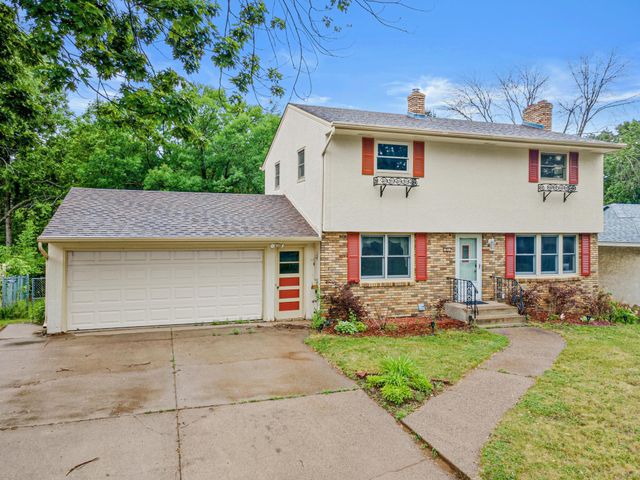 51 Luella Street S, Saint Paul, MN 55119