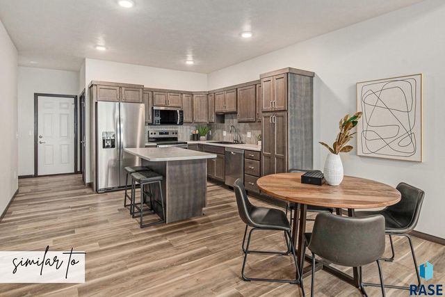 2525 E Cama Pl, Sioux Falls, SD 57108