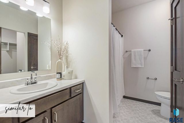 2525 E Cama Pl, Sioux Falls, SD 57108