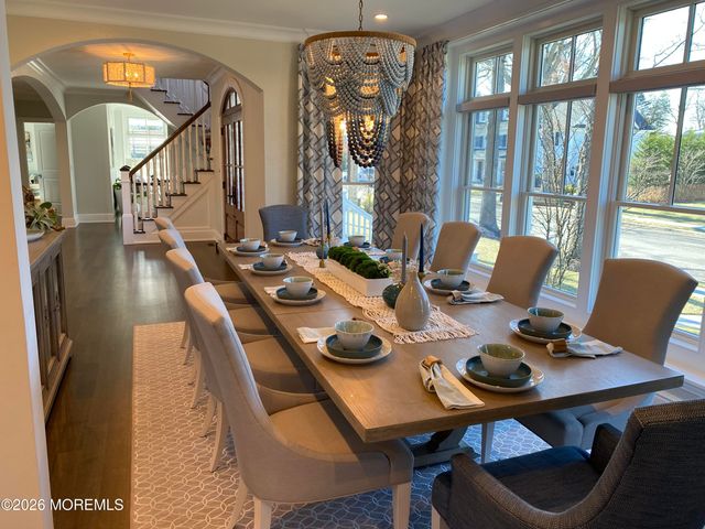 5 Red Oak Drive, Spring Lake, NJ 07762