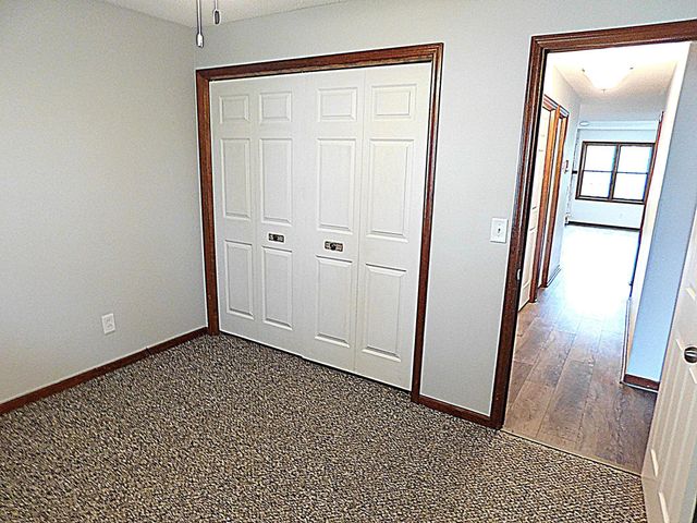 4293 Oakmede Lane 46C, White Bear Lake, MN 55110