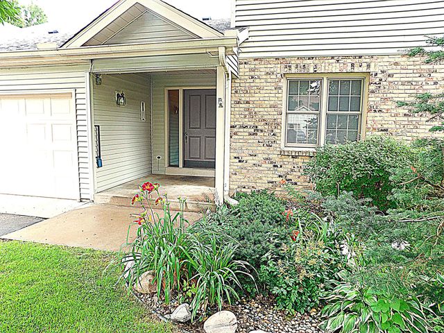 4293 Oakmede Lane 46C, White Bear Lake, MN 55110