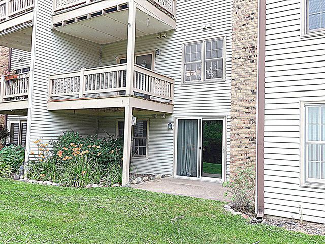 4293 Oakmede Lane 46C, White Bear Lake, MN 55110