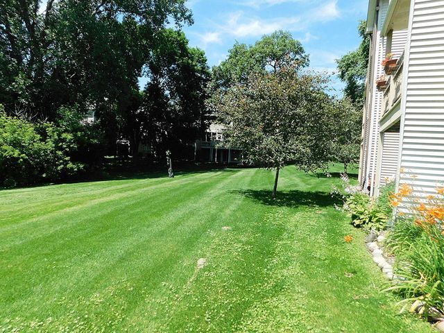 4293 Oakmede Lane 46C, White Bear Lake, MN 55110