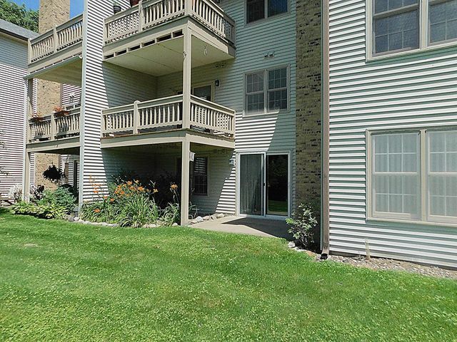 4293 Oakmede Lane 46C, White Bear Lake, MN 55110