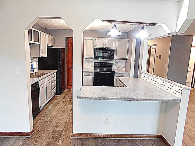 4293 Oakmede Lane 46C, White Bear Lake, MN 55110