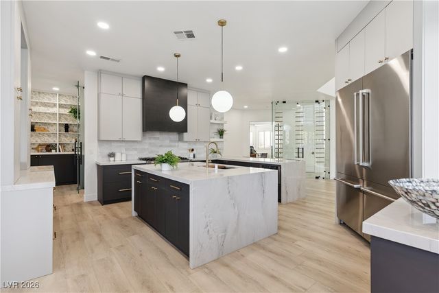 4944 Spanish Heights Drive, Las Vegas, NV 89148