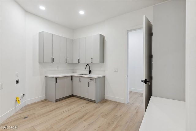 4944 Spanish Heights Drive, Las Vegas, NV 89148