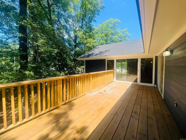 2135 Pine Hill Circle, Malvern, AR 72104