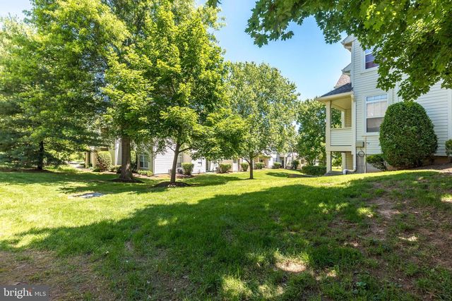 203 DRESHER WOODS DR, Dresher, PA 19025