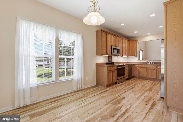 281 MAPLE DR, Hanover, PA 17331