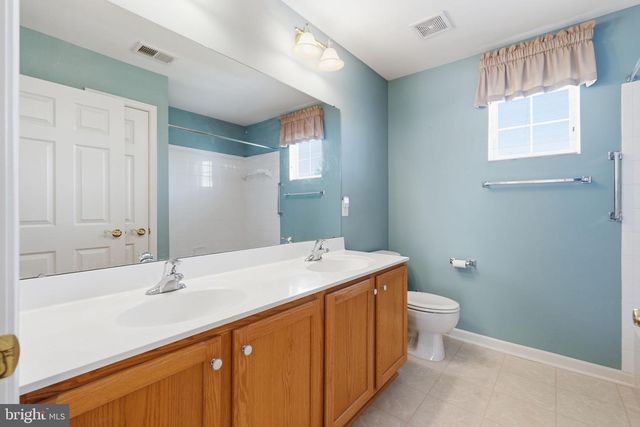 281 MAPLE DR, Hanover, PA 17331