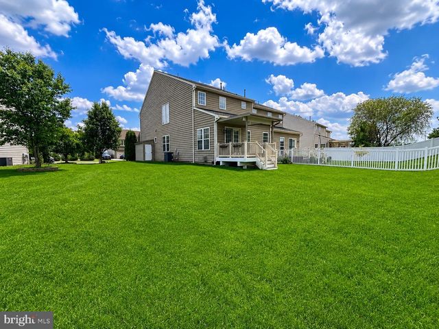 281 MAPLE DR, Hanover, PA 17331