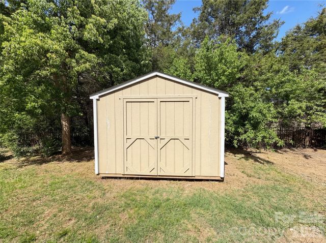 9696 Ravenscroft Lane NW, Concord, NC 28027