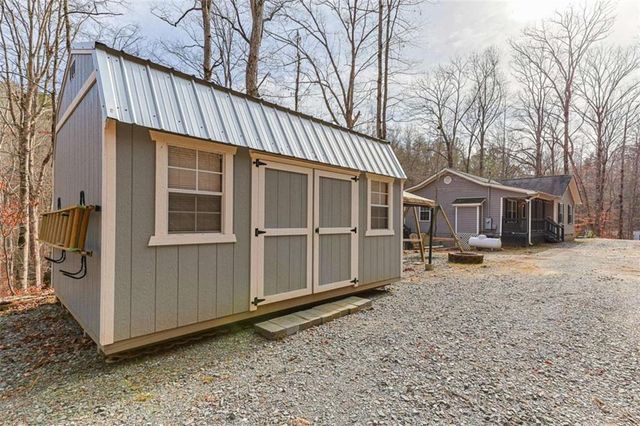 30 Chancel Circle, Ellijay, GA 30540