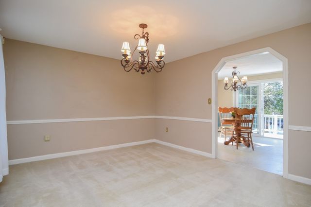 9 Wimbledon Crossing, Dracut, MA 01826