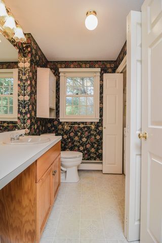 9 Wimbledon Crossing, Dracut, MA 01826