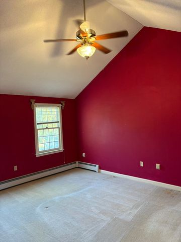 9 Wimbledon Crossing, Dracut, MA 01826