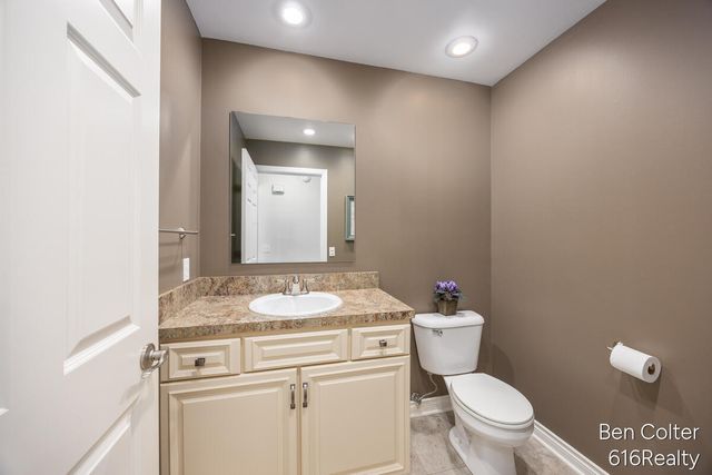 5408 Fieldstone Drive SW, Wyoming, MI 49418