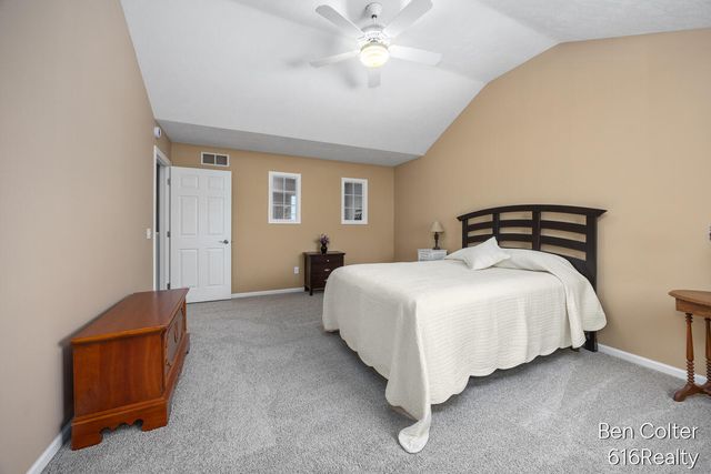 5408 Fieldstone Drive SW, Wyoming, MI 49418