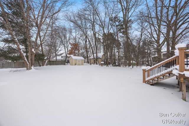 5408 Fieldstone Drive SW, Wyoming, MI 49418